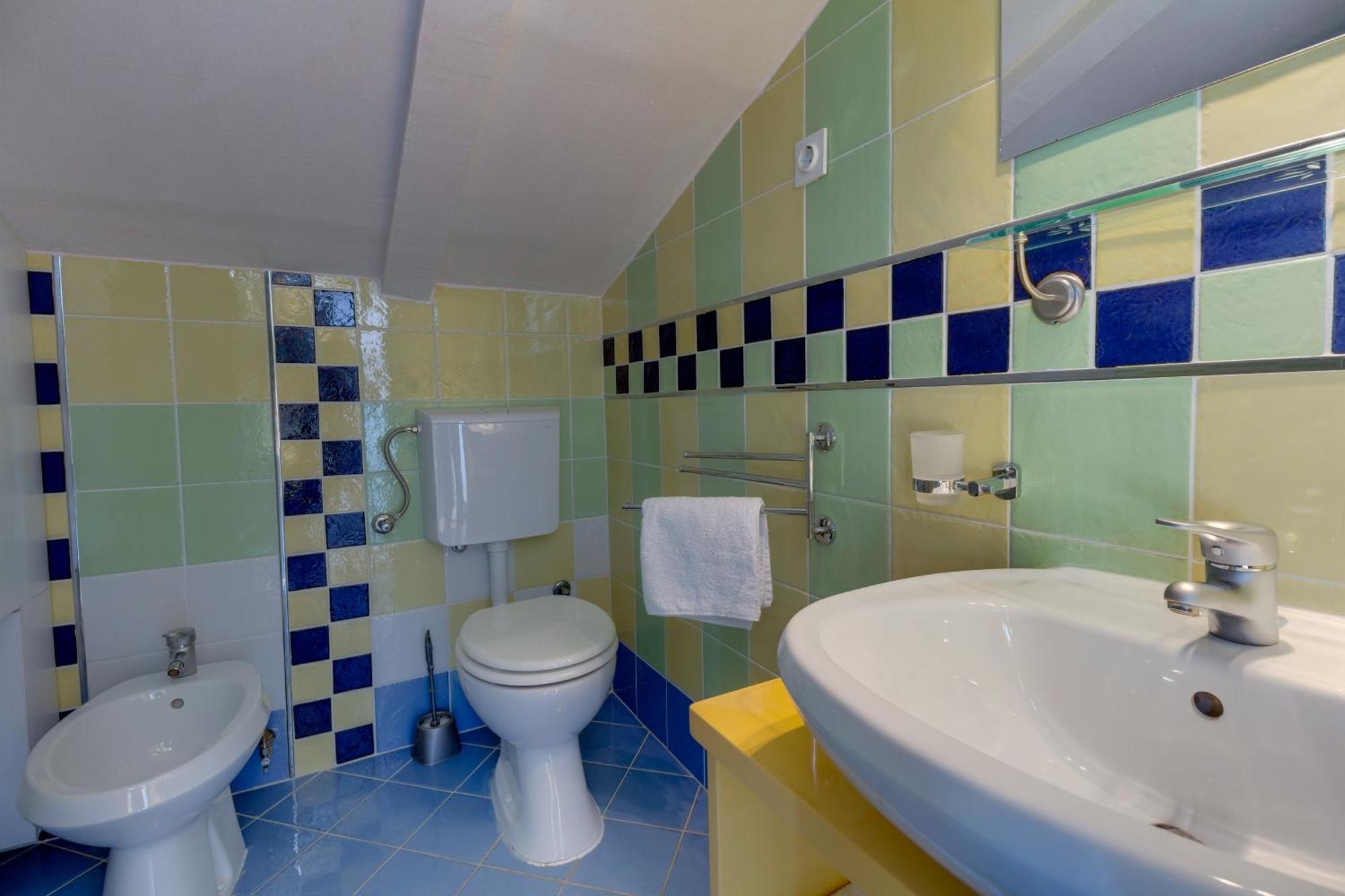 מאלי לוסיניי Apartments Mandarina חדר תמונה