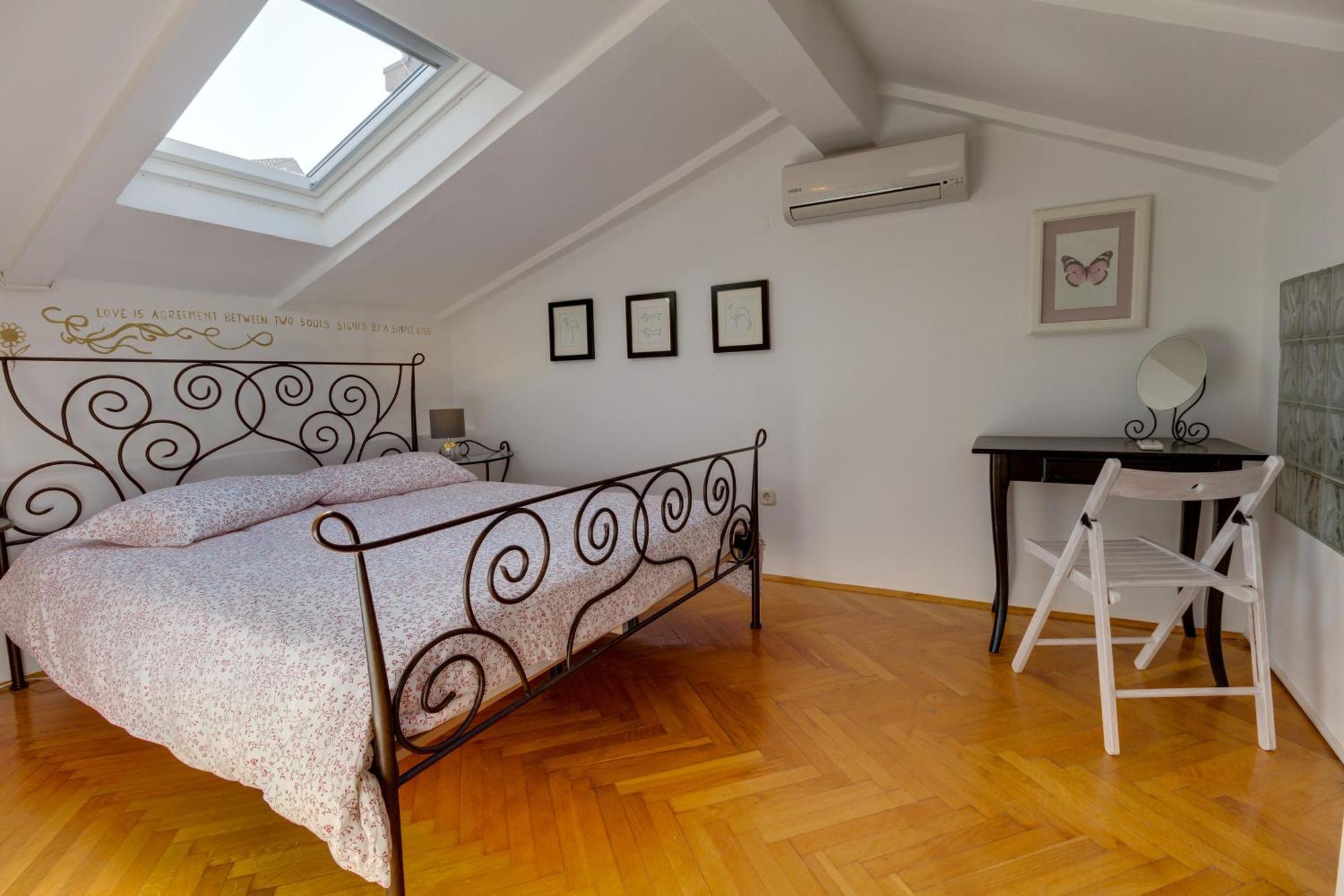 מאלי לוסיניי Apartments Mandarina חדר תמונה